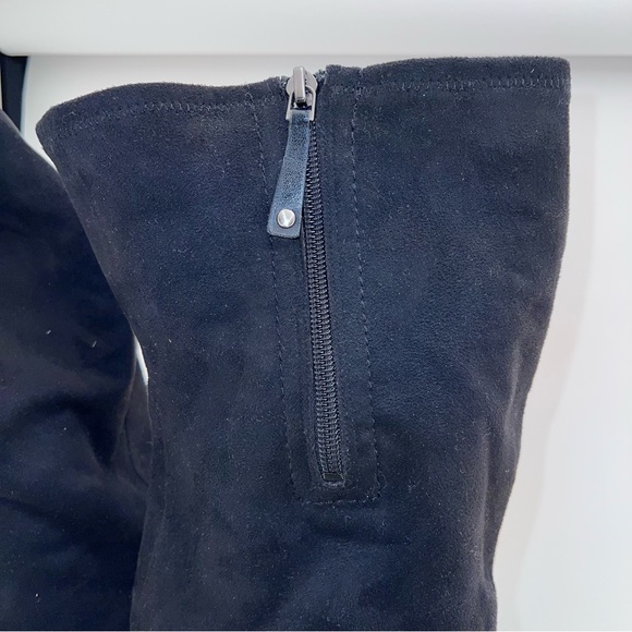 Guess by Marciano Black Sutera Over the Knee Suede Foldover Boots in Size 8 - Picture 6 of 6